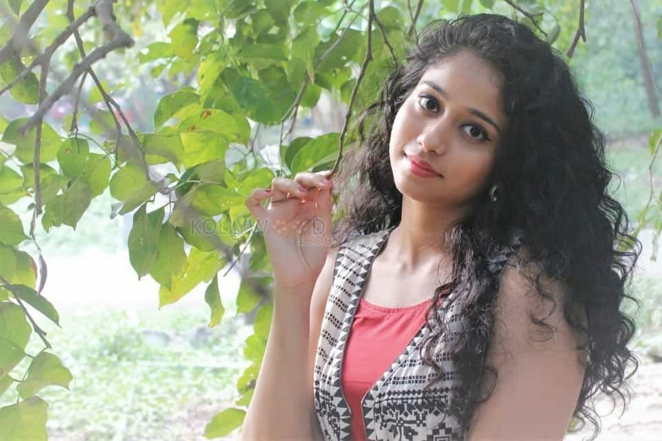 Actress Krisha Kurup Photoshoot Photos 14