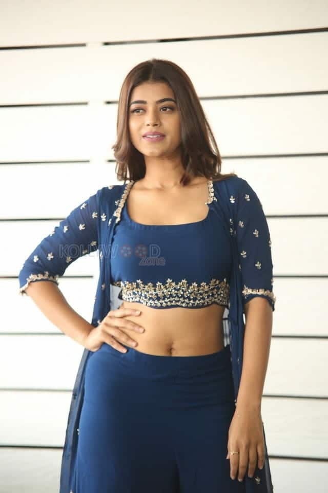 Actress Yamini Bhasker In Blue Dress Photos 13