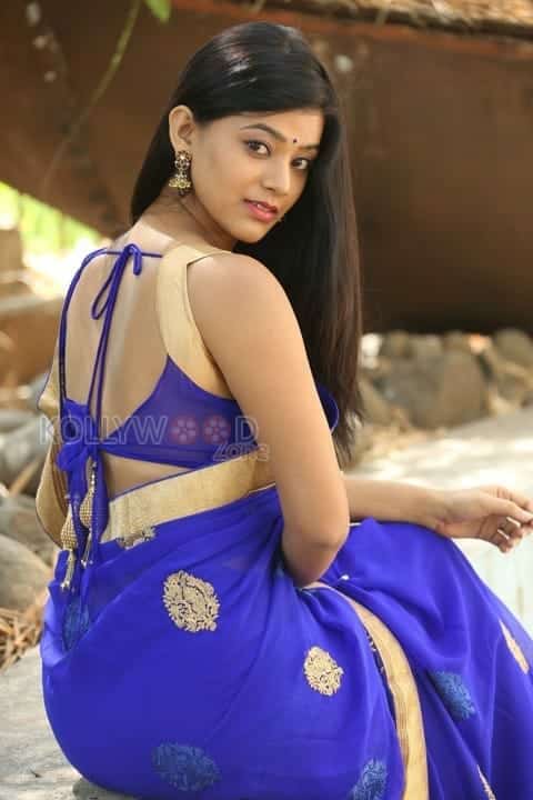 Actress Yamini Stills 22