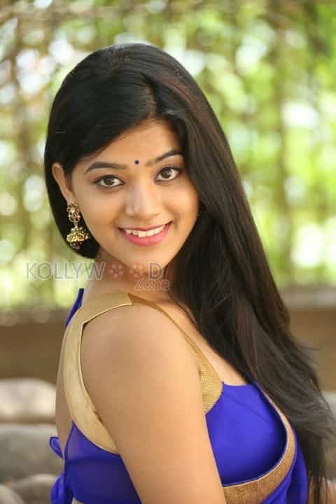 Actress Yamini Stills 24