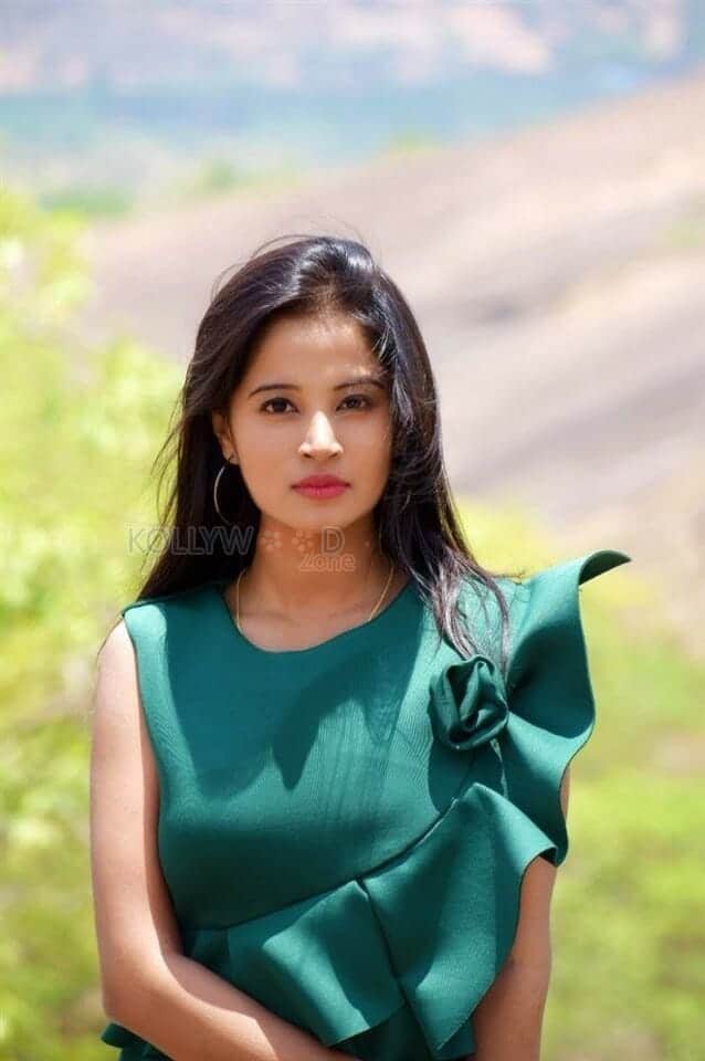 Kannada Actress Anusha Rai Pictures 20
