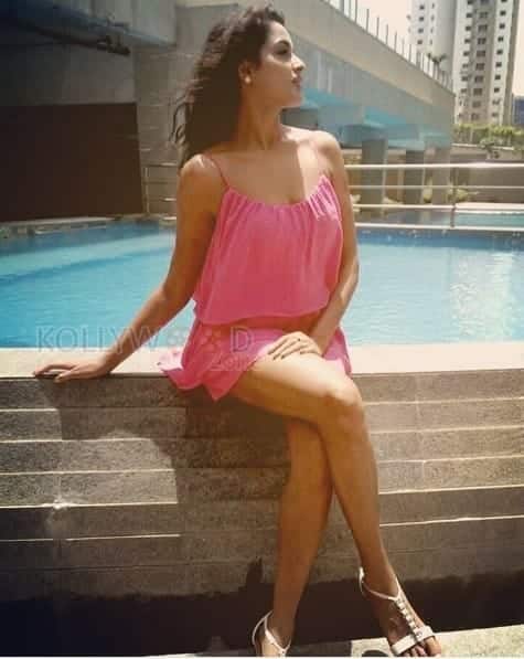 Sexy Indian Model And Actress Asmita Sood Photos 06