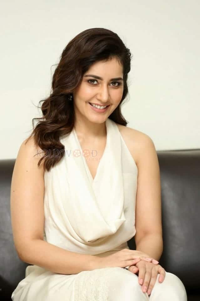 Yodha Movie Heroine Raashi Khanna in White Dress Photos 02