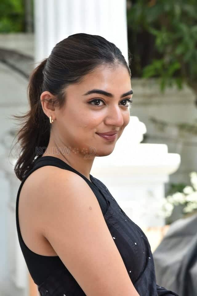 Actress Nazriya Nazim at Adada Sundara Interview Photos 24