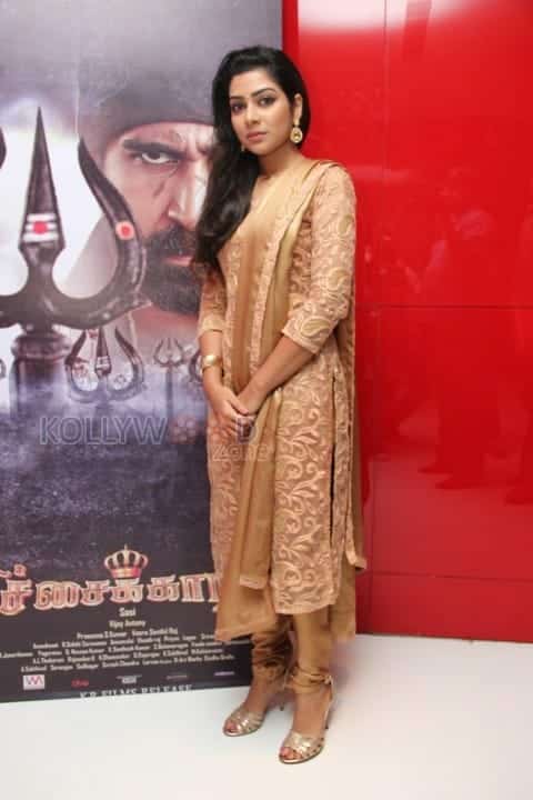 Actress Satna Titus Photos 12