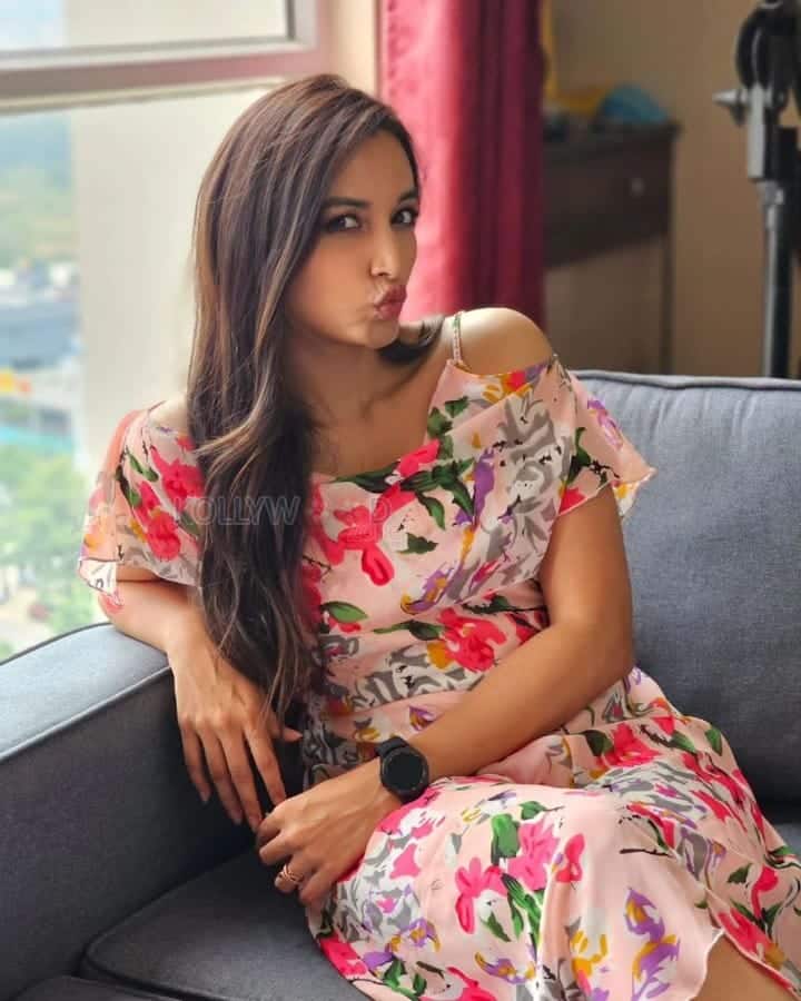 Beautiful Srinidhi Shetty in a Pink Floral Maxi Dress Pictures 03