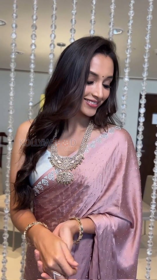 Beautiful Srinidhi Shetty in a Rose Gold Saree with a White Sleeveless Blouse Pictures 01
