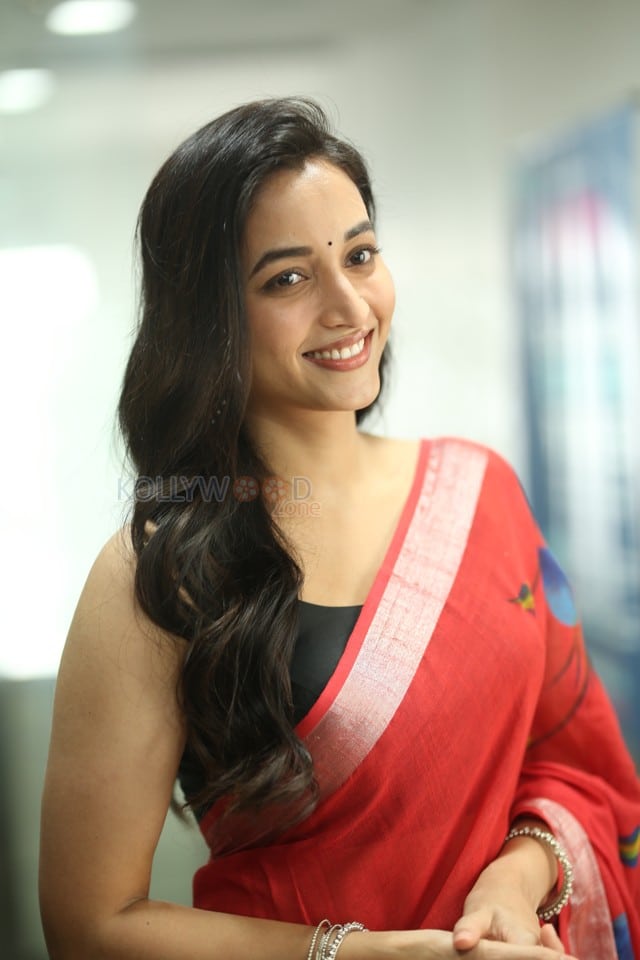 Heroine Srinidhi Shetty at Telusu Kada Movie Interview Photos 24
