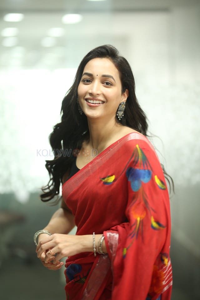Heroine Srinidhi Shetty at Telusu Kada Movie Interview Photos 30
