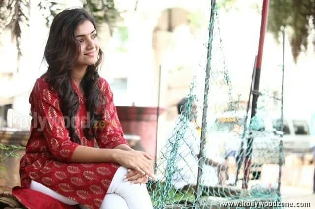 Neram Movie Heroine Nazriya Nazim Photos 07
