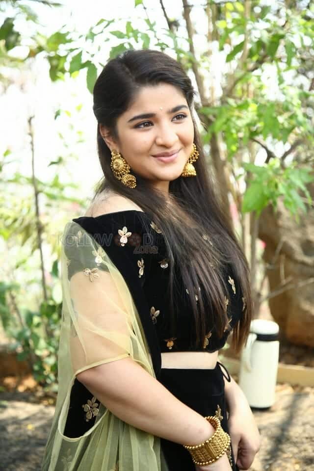 Actress Ananya Agarwal at Organic Mama Hybrid Alludu Movie Opening Photos 08