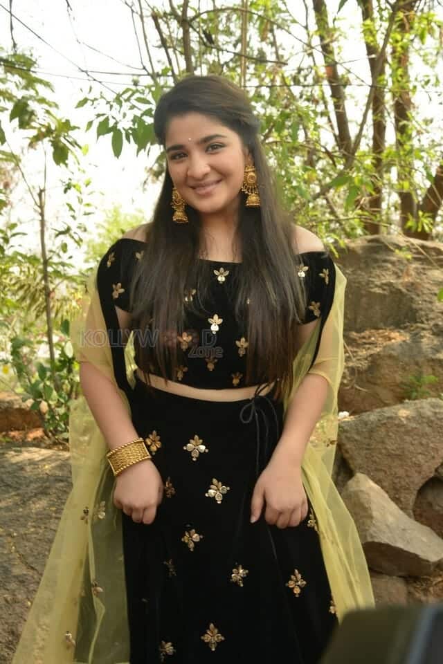 Actress Ananya Agarwal at Organic Mama Hybrid Alludu Movie Opening Photos 09