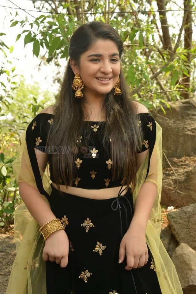 Actress Ananya Agarwal at Organic Mama Hybrid Alludu Movie Opening Photos 10