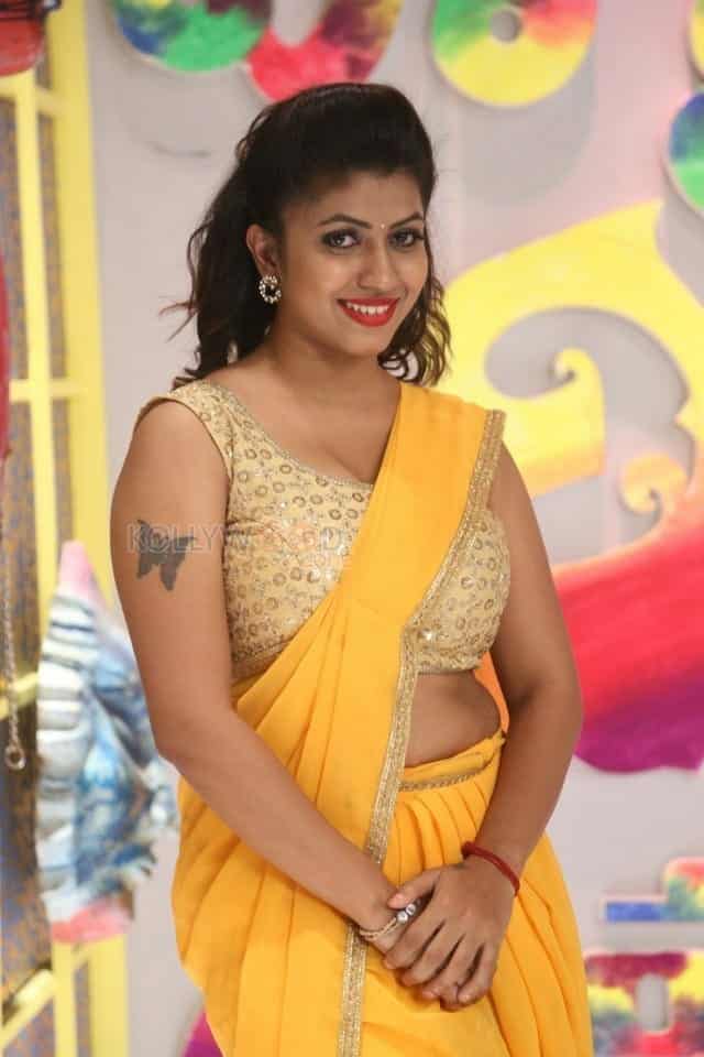 Actress Geethanjali New Images 21