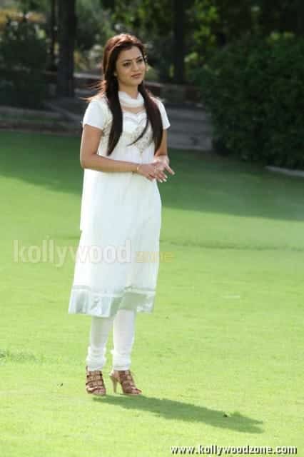 Actress Nisha Agarwal New Pictures 02