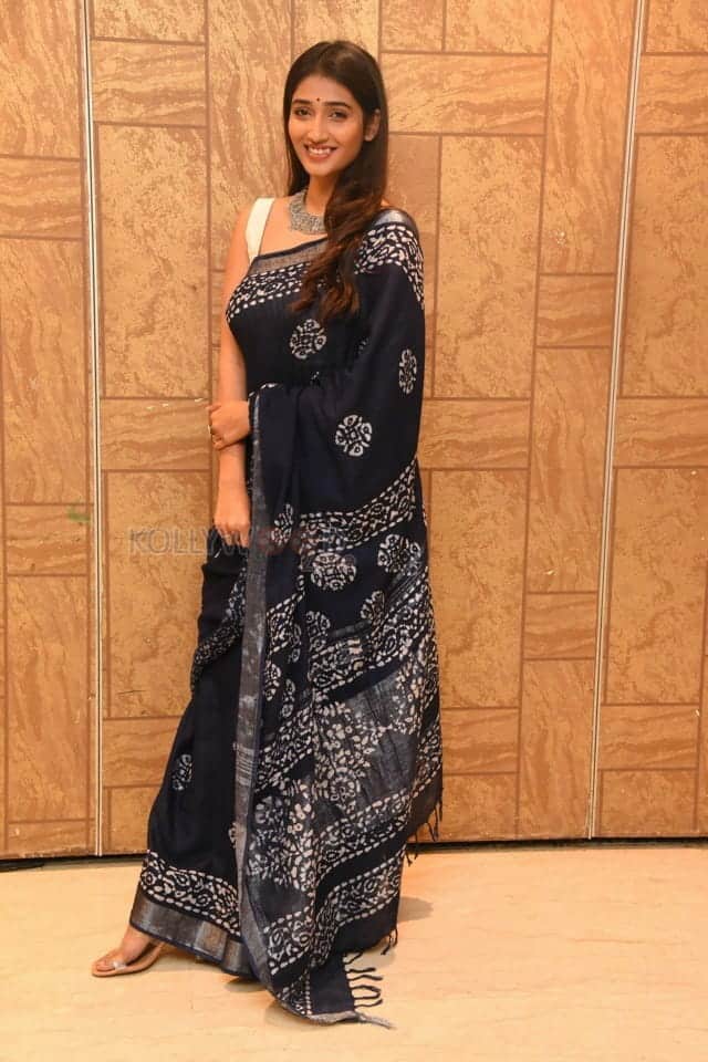 Actress Priya Vadlamani At College Kumar Pre release Event Photos 25