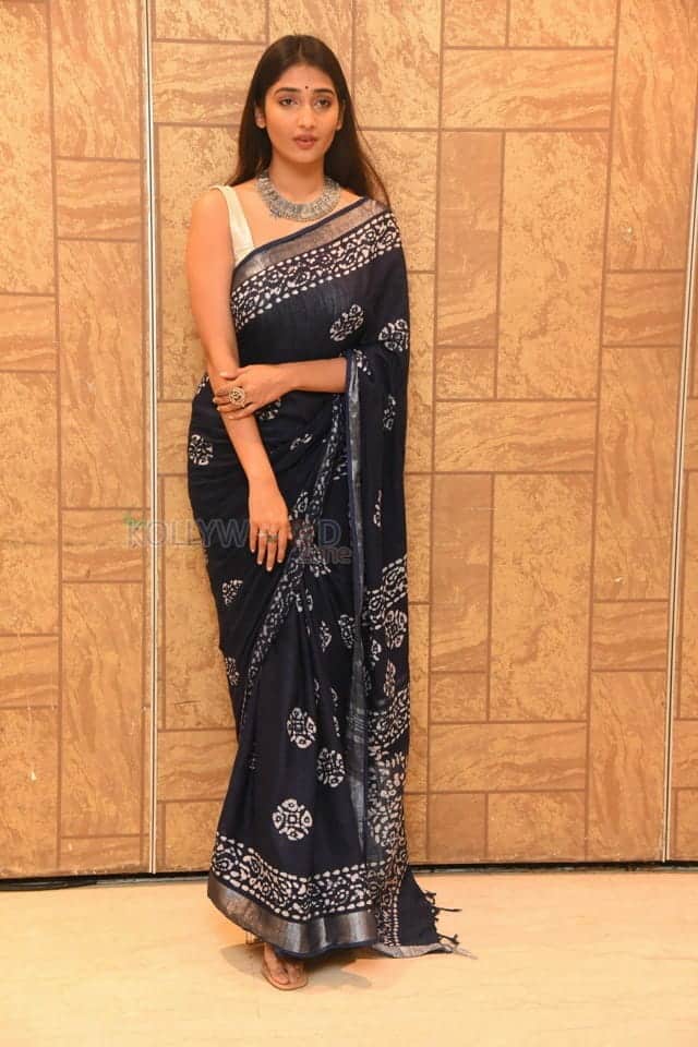 Actress Priya Vadlamani At College Kumar Pre release Event Photos 39