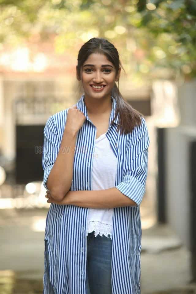 Actress Priya Vadlamani At Husaru Photos 10