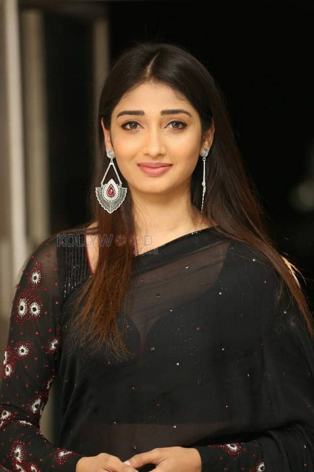 Actress Priya Vadlamani At Hushaaru Movie 50 Days Celebrations Photos 04