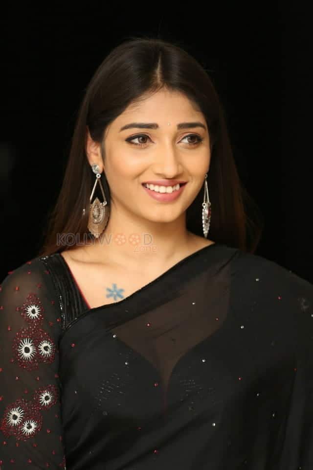 Actress Priya Vadlamani At Hushaaru Movie 50 Days Celebrations Photos 12
