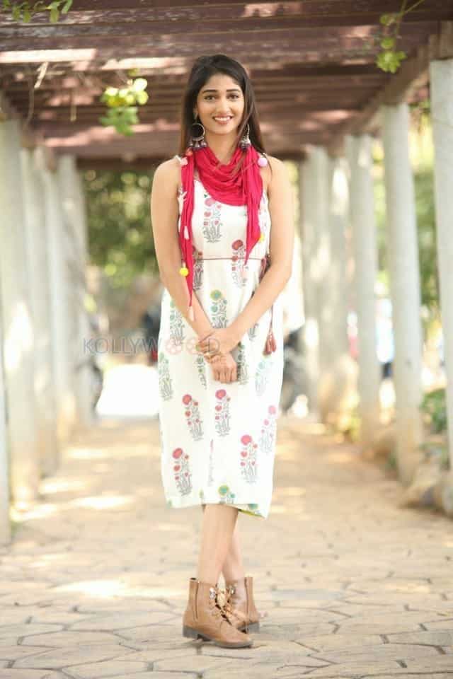 Actress Priya Vadlamani At Shubhalekha Lu Movie Press Meet Photos 05