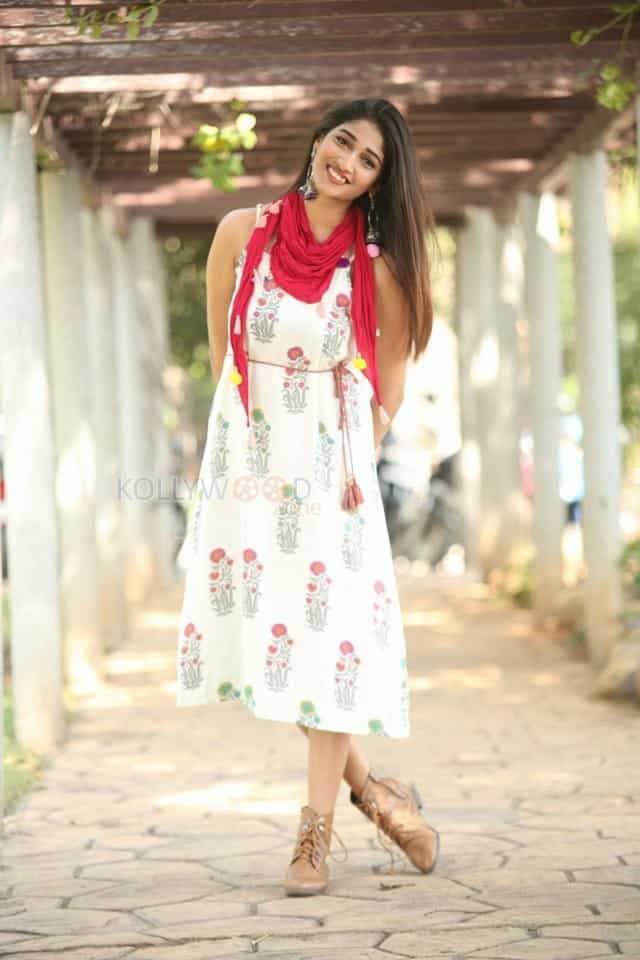 Actress Priya Vadlamani At Shubhalekha Lu Movie Press Meet Photos 07