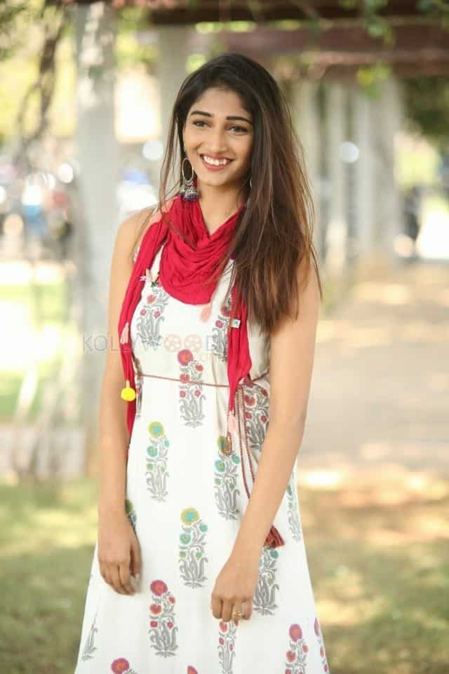 Actress Priya Vadlamani At Shubhalekha Lu Movie Press Meet Photos 10