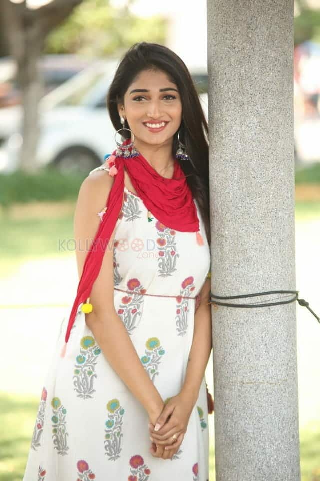 Actress Priya Vadlamani At Shubhalekha Lu Movie Press Meet Photos 21