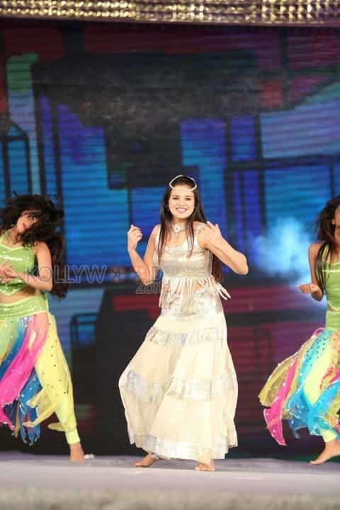 Actress Saloni At Gama Awards 2014 Photos 26