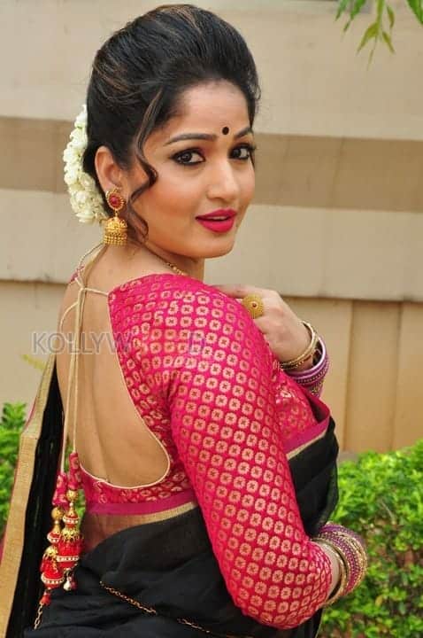 Madhavi Latha At Anushtanam Movie Audio Launch Photos 03