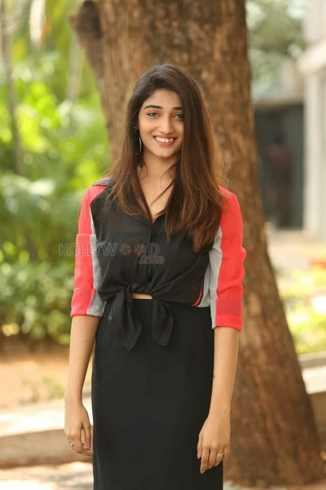 Priya Vadlamani At Husharu Press Meet Photos 02