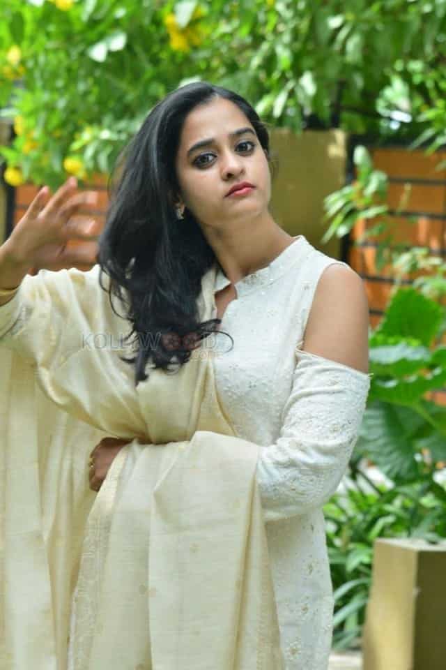 Telugu Actress Nanditha Raj Pictures 13