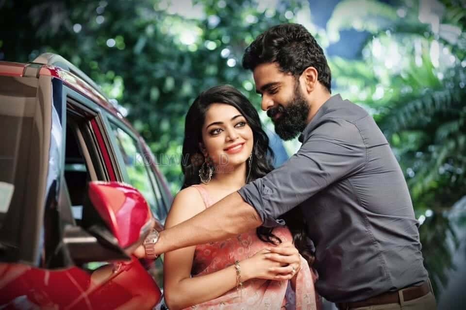 Vezham Movie Ashok Selvan and Janani Iyer 01