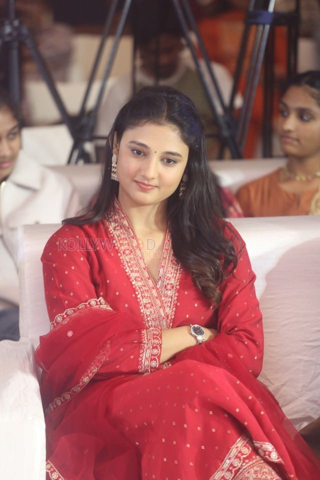 Actress Ritika Nayak at Mirai Movie Brahmand Blockbuster Meet Pictures 05