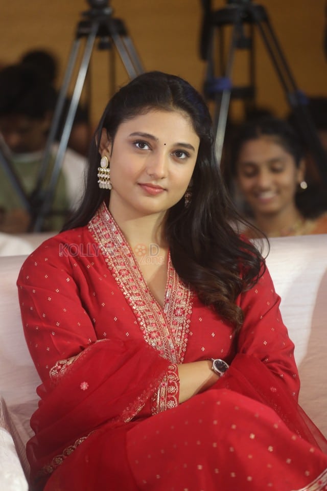 Actress Ritika Nayak at Mirai Movie Brahmand Blockbuster Meet Pictures 08