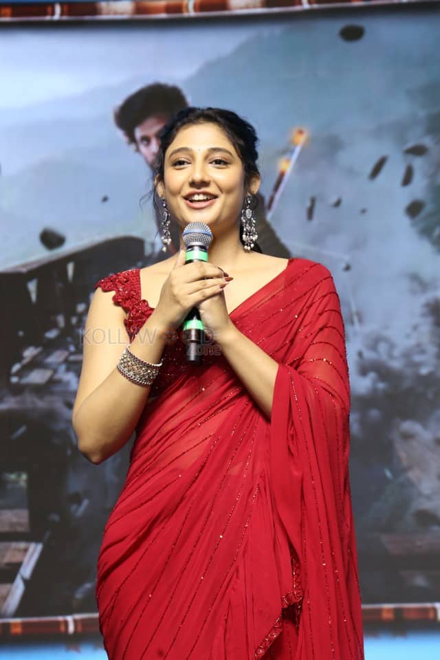 Actress Ritika Nayak at Mirai Movie Success Meet Pictures 45