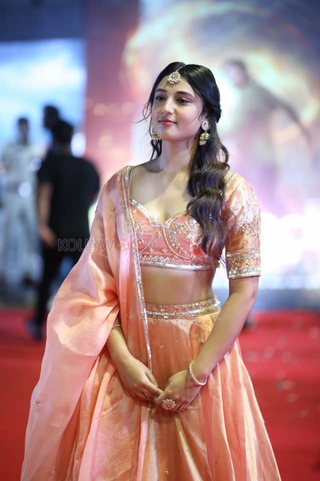 Actress Ritika Nayak at Mirai Pre release Event Photos 18