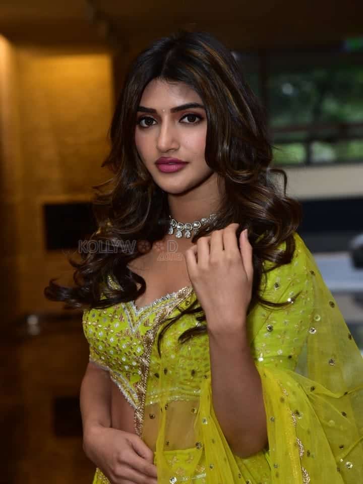 Beautiful Actress Sreeleela at Aadikeshava Song Launch Photos 03