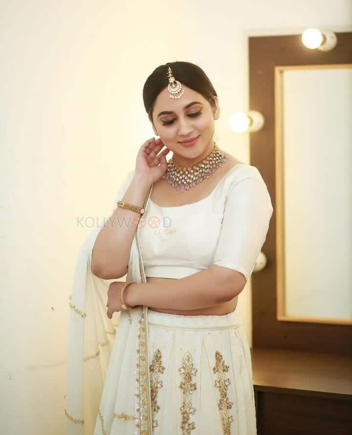 Beautiful Malayalam Actress Miya George in White Dress Photoshoot Stills 02