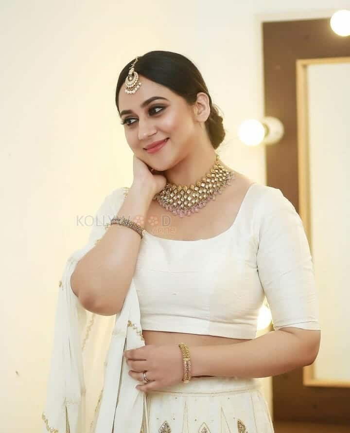 Beautiful Malayalam Actress Miya George in White Dress Photoshoot Stills 06