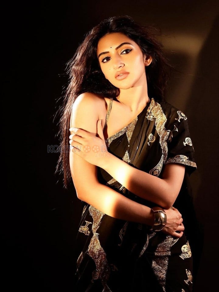 Beautiful Sreeleela in a Black Printed Saree with Embellished Border Pictures 02