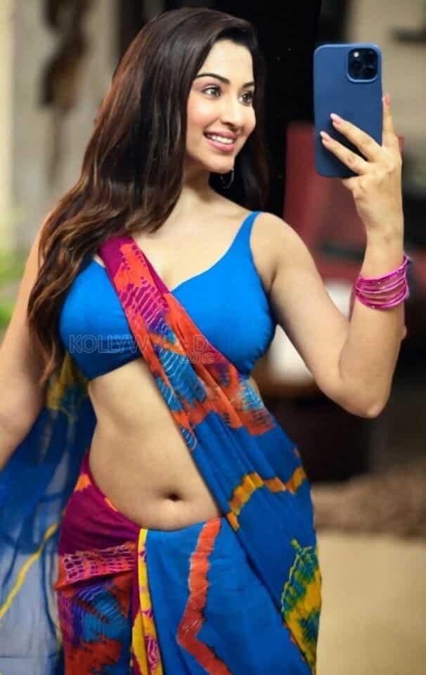 Eeshanaya Maheswari Sexy Navel Pictures 01