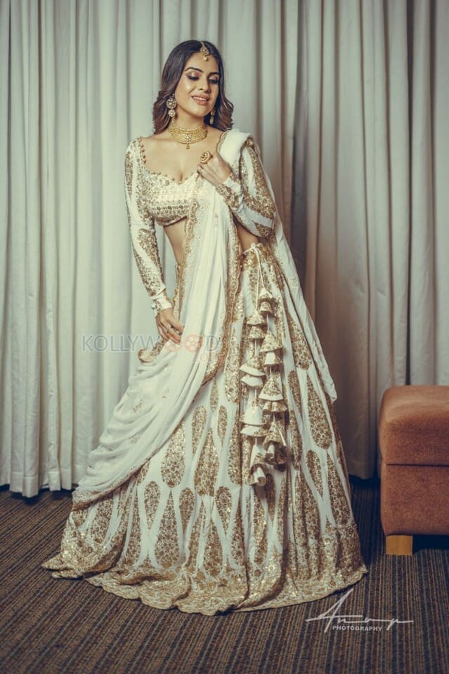 Glam Actress Neha Malik Photoshoot Pictures 05