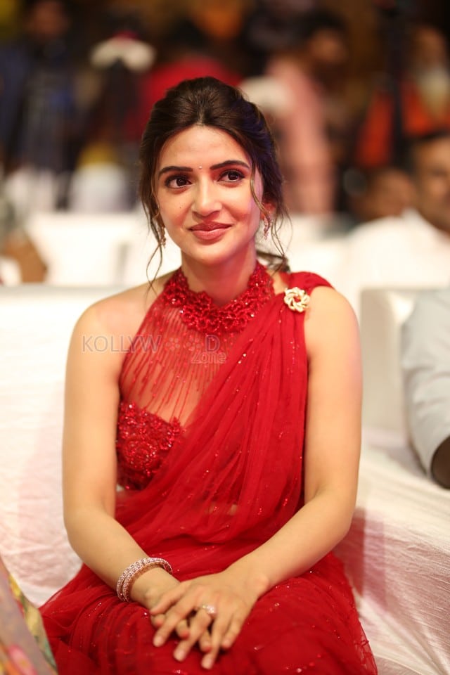 Heroine Sreeleela at Junior Movie Pre Release Event in Hyderabad Pictures 05