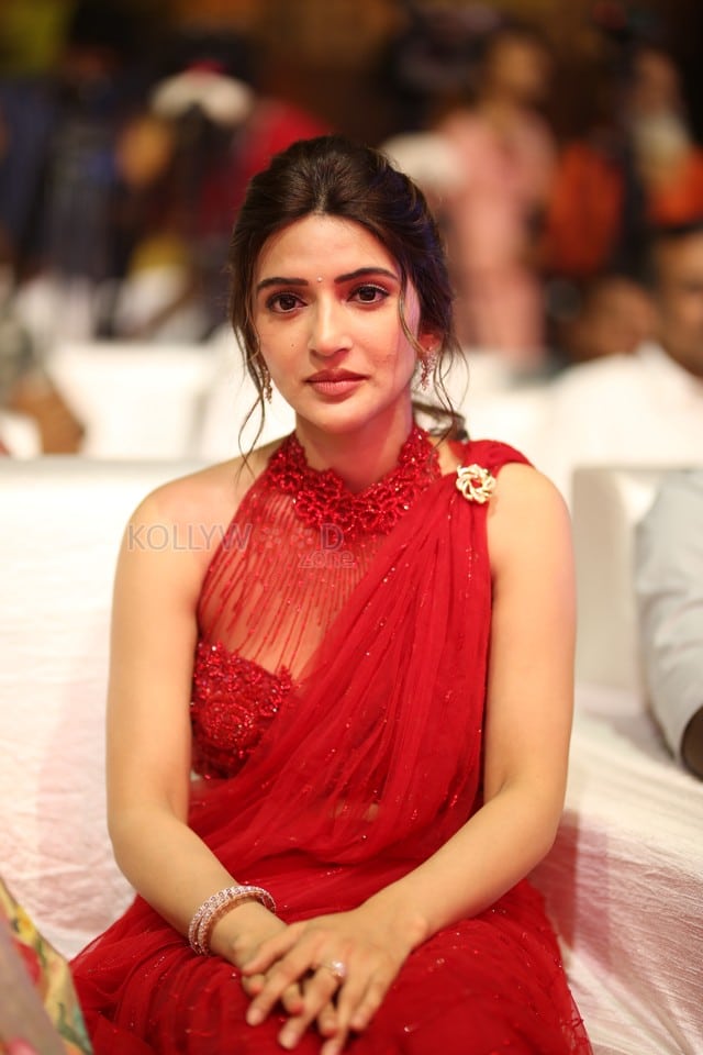 Heroine Sreeleela at Junior Movie Pre Release Event in Hyderabad Pictures 06