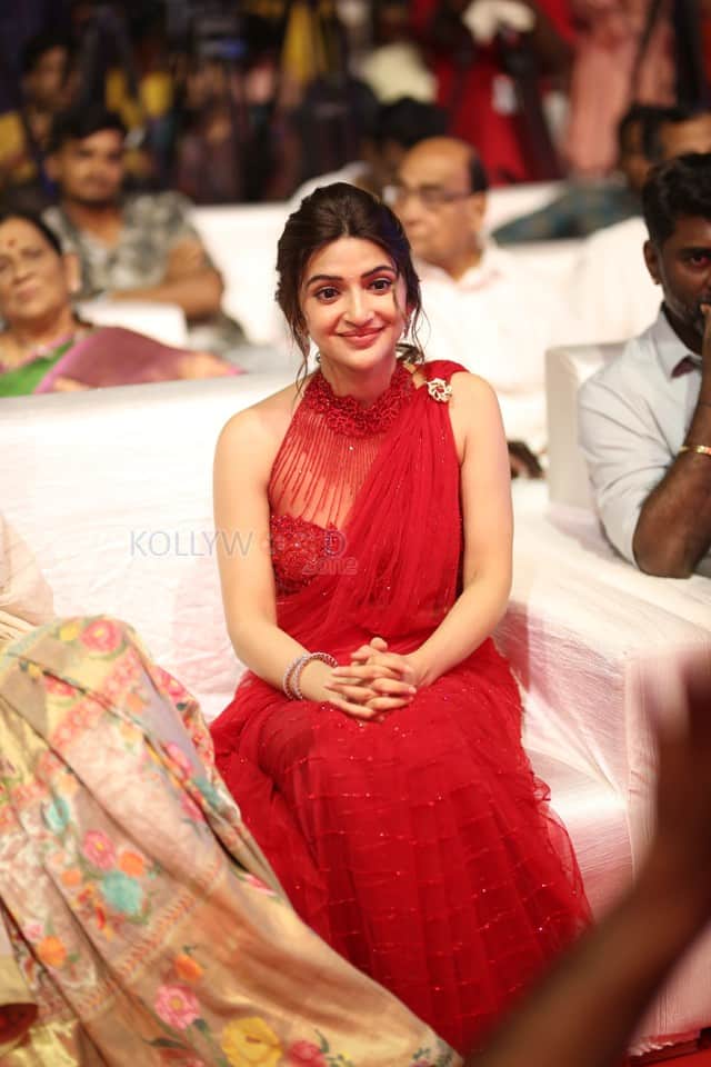 Heroine Sreeleela at Junior Movie Pre Release Event in Hyderabad Pictures 19