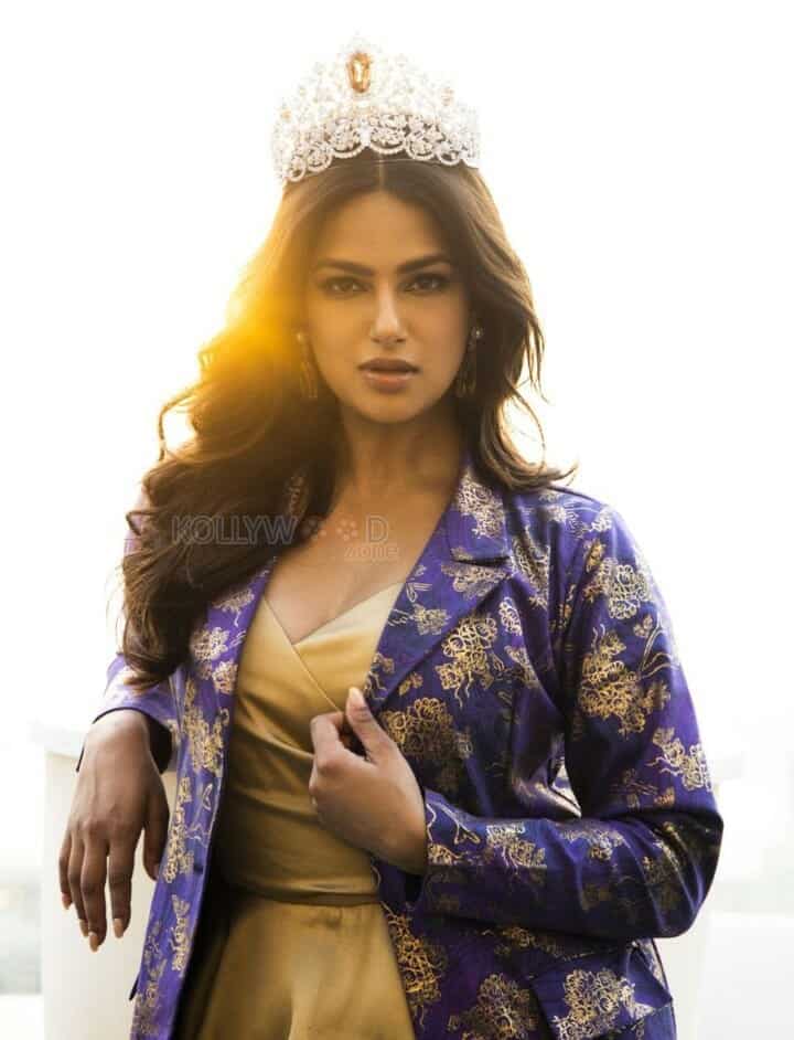 Miss Universe 2021 Harnaaz Sandhu Sexy Photoshoot Pictures 02