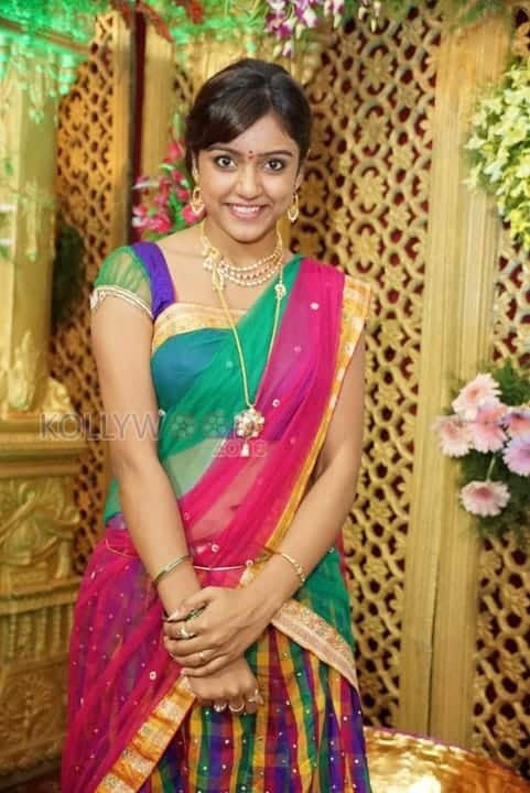 Sexy Vithika Sheru Traditional Photos 19