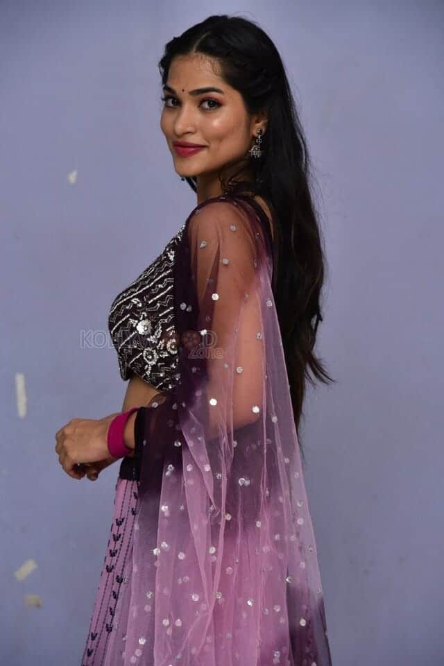 Subhasree Rayaguru at Rudraveena Movie Press Meet Photos 01