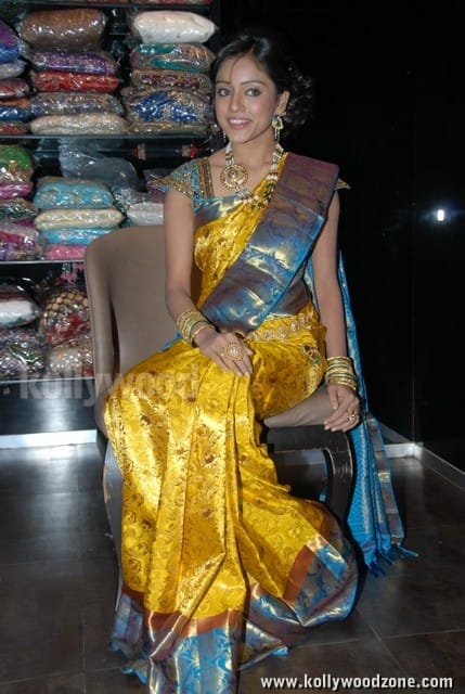 Vitika Pictures 15